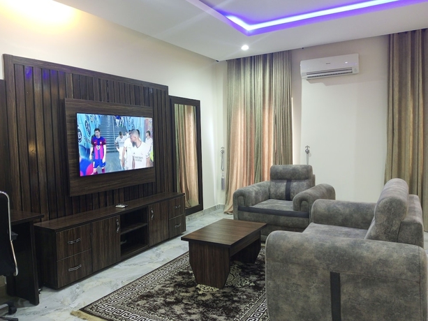 Imagen de la habitación del Hotel Vinpys. Foto 13