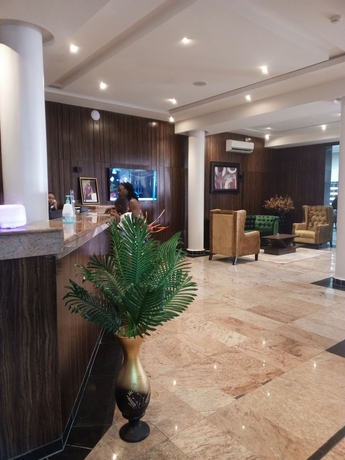 Imagen de los interiores del Hotel Vinpys. Foto 19