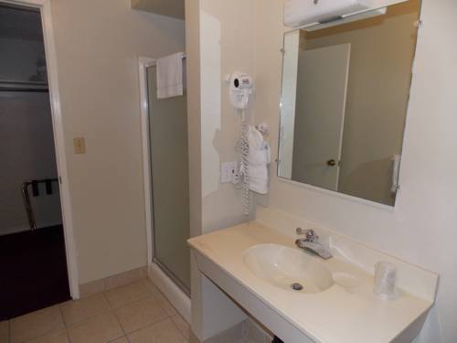 Imagen de la habitación del Hotel Vintage Lakeside Inn. Foto 5