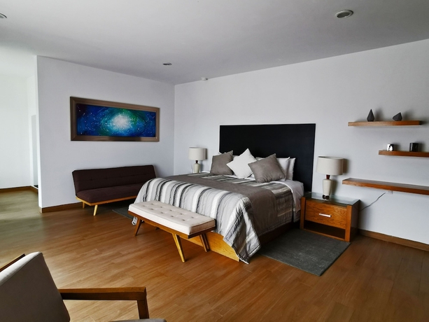 Imagen de la habitación del Hotel Vi&ntilde;a del Cielo. Foto 7
