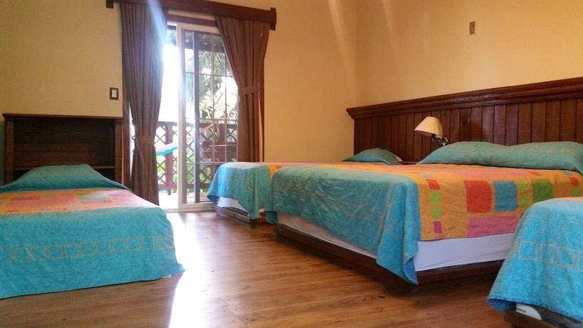 Imagen de la habitación del Hotel Vi&ntilde;as del Lago. Foto 4