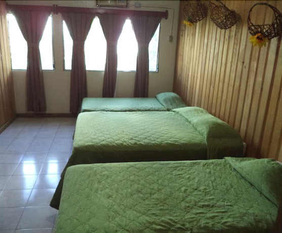 Imagen de la habitación del Hotel Vi&ntilde;as del Lago. Foto 16