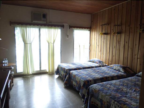 Imagen de la habitación del Hotel Vi&ntilde;as del Lago. Foto 19