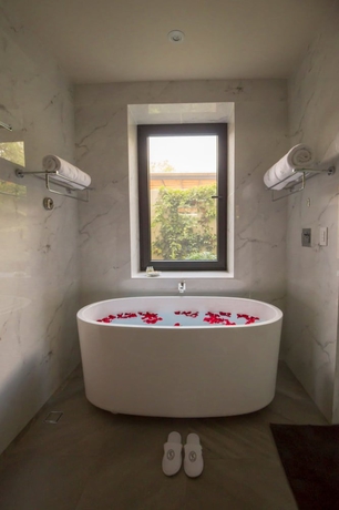 Imagen de la habitación del Hotel Vi&ntilde;edos San Francisco. Foto 13