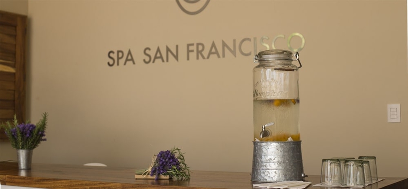 Imagen de los interiores del Hotel Vi&ntilde;edos San Francisco. Foto 18