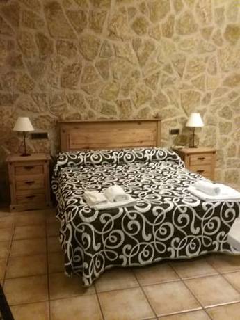 Imagen de la habitación del Hotel Viñedos Y Bodegas El Castillo. Foto 10