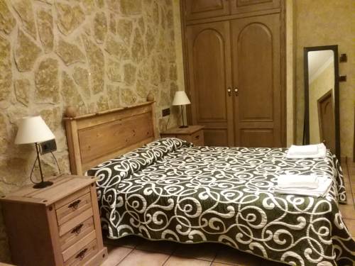 Imagen de la habitación del Hotel Viñedos Y Bodegas El Castillo. Foto 13