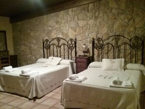 Imagen de la habitación del Hotel Viñedos Y Bodegas El Castillo. Foto 15