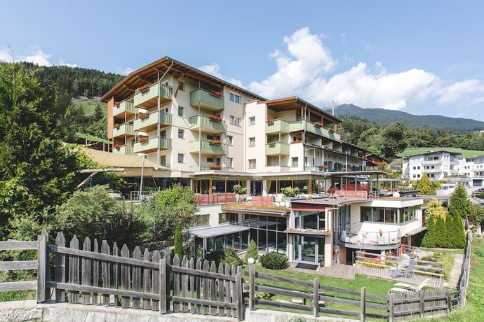 Imagen general del Hotel Vinumhotel Feldthurnerhof. Foto 1
