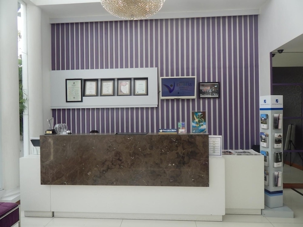Imagen de los interiores del Hotel Vio Express Surapati Bandung. Foto 6
