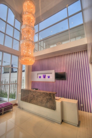 Imagen de los interiores del Hotel Vio Express Surapati Bandung. Foto 8
