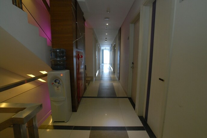 Imagen de los interiores del Hotel Vio Veteran. Foto 33