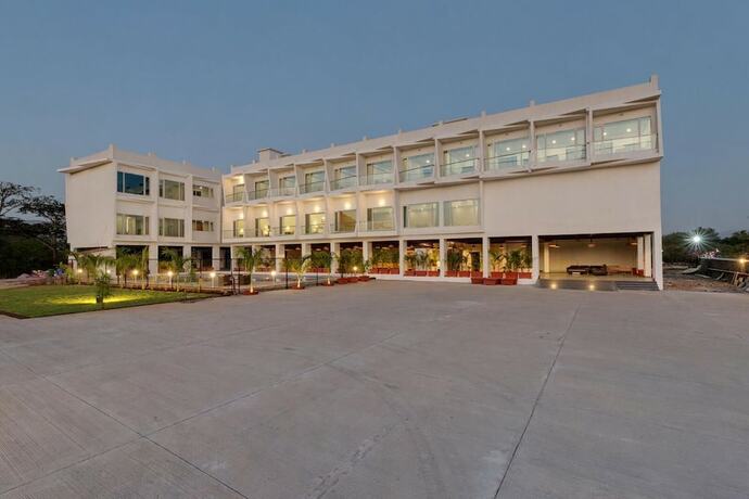 Imagen general del Hotel Viola Beacon Resort Lonavala. Foto 6