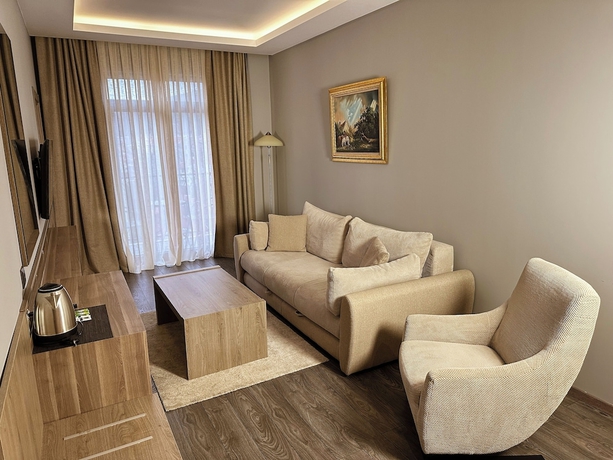 Imagen general del Hotel Viola Budva. Foto 1