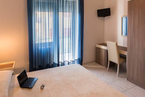 Imagen de la habitación del Hotel Viola, Gaeta. Foto 6