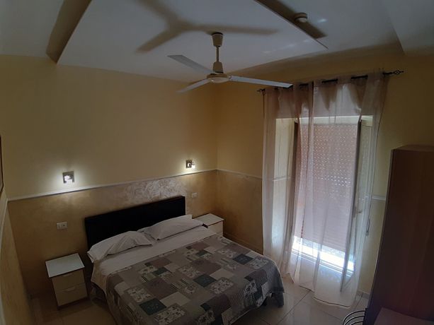 Imagen de la habitación del Hotel Viola, Nápoles. Foto 14