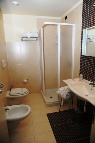 Imagen de la habitación del Hotel Viola Palace. Foto 4