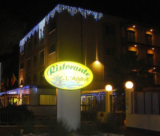 Imagen del bar/restaurante del Hotel Viola Palace. Foto 3