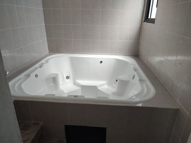 Imagen de la habitación del Hotel Violet, Tlaltizap&aacute;n. Foto 6
