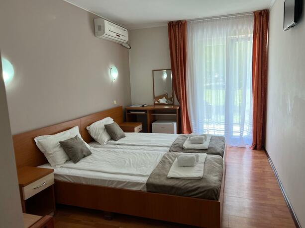 Imagen general del Hotel Violeta, NEPTUN - OLIMP. Foto 3