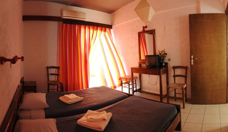Imagen de la habitación del Hotel Violetta, Gazi. Foto 4