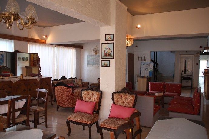 Imagen de los interiores del Hotel Violetta, Gazi. Foto 16