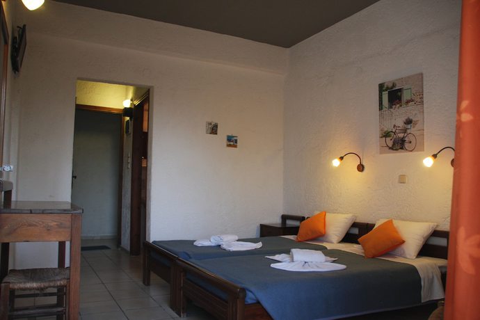 Imagen de la habitación del Hotel Violetta, Gazi. Foto 7