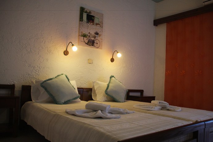 Imagen de la habitación del Hotel Violetta, Gazi. Foto 8