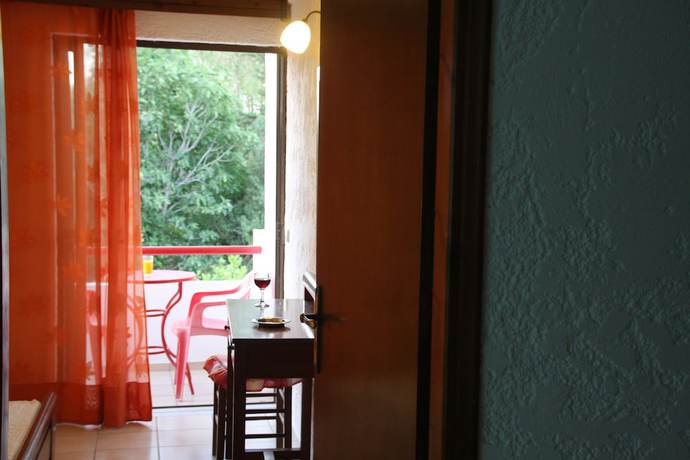 Imagen de la habitación del Hotel Violetta, Gazi. Foto 12