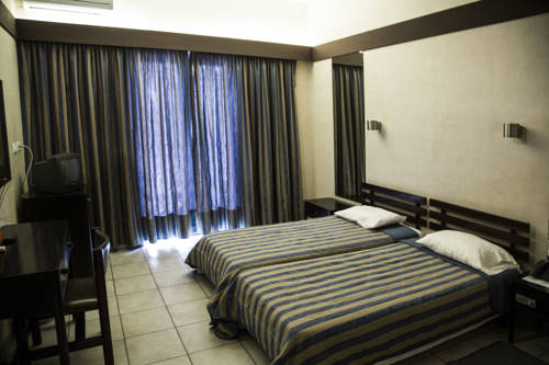 Imagen de la habitación del Hotel Violetta, Kamena Vourla. Foto 1