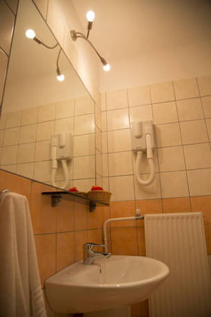 Imagen de la habitación del Hotel Violetta, Kamena Vourla. Foto 4