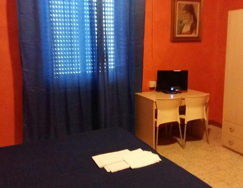 Imagen general del Hotel Violetta, Parma. Foto 6