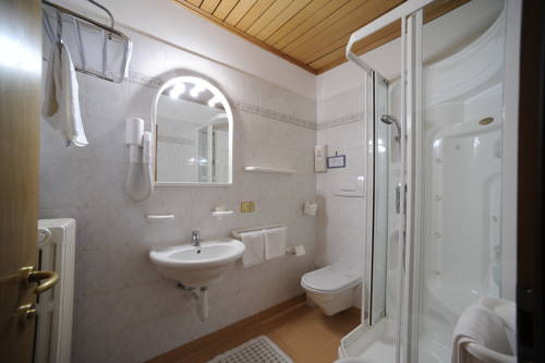 Imagen de la habitación del Hotel Vioz. Foto 7