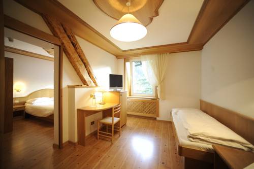 Imagen de la habitación del Hotel Vioz. Foto 11