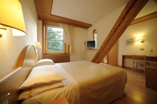 Imagen de la habitación del Hotel Vioz. Foto 13