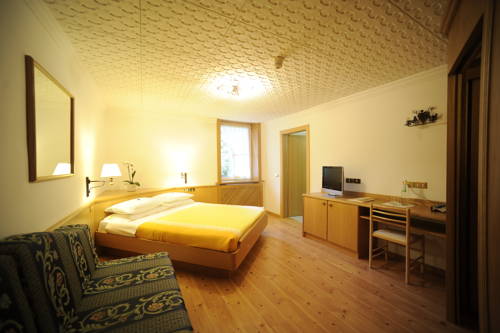 Imagen de la habitación del Hotel Vioz. Foto 14