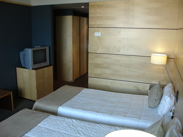 Imagen de la habitación del Hotel Vip Executive Azores. Foto 4