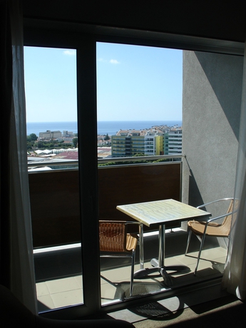 Imagen de la habitación del Hotel Vip Executive Azores. Foto 8