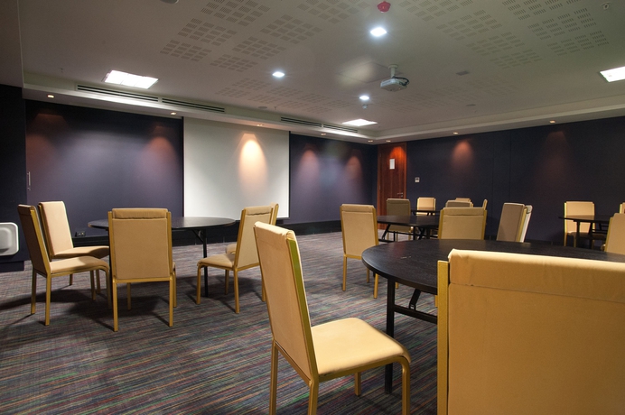 Imagen de los interiores del Hotel Vip Executive Baobab. Foto 12