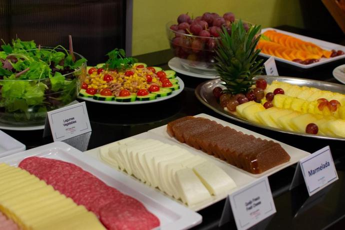 Imagen del bar/restaurante del Hotel Vip Executive Saldanha. Foto 6