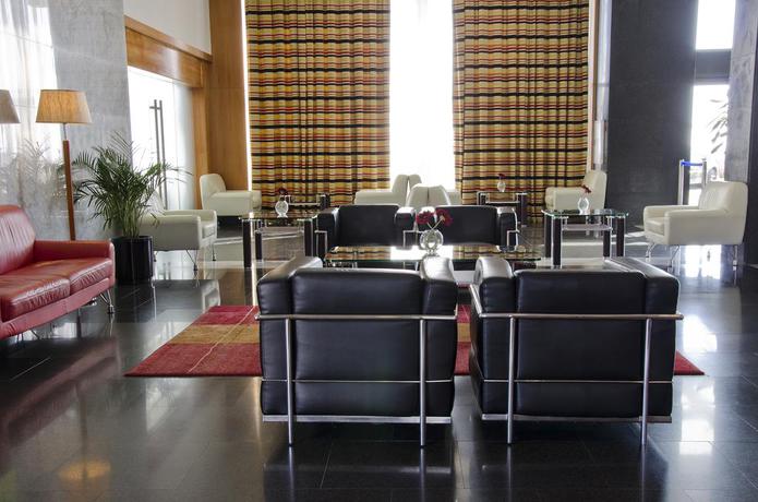 Imagen de los interiores del Hotel Vip Executive Santa Iria. Foto 11