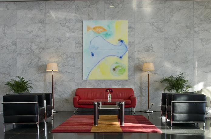 Imagen de los interiores del Hotel Vip Executive Santa Iria. Foto 15