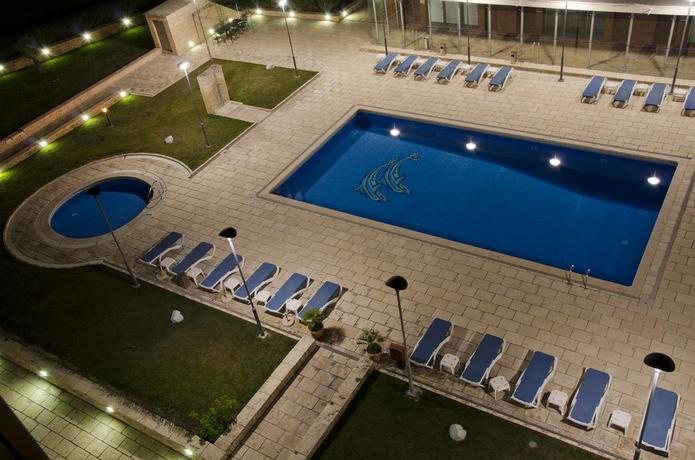 Imagen de los exteriores del Hotel Vip Executive Santa Iria. Foto 10