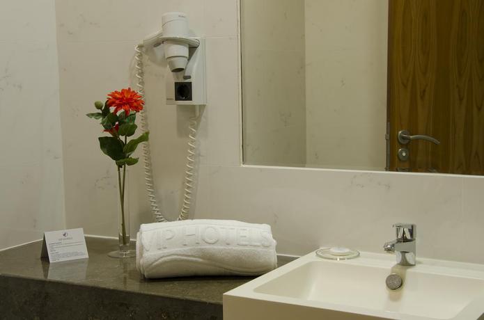 Imagen de la habitación del Hotel Vip Executive Santa Iria. Foto 5