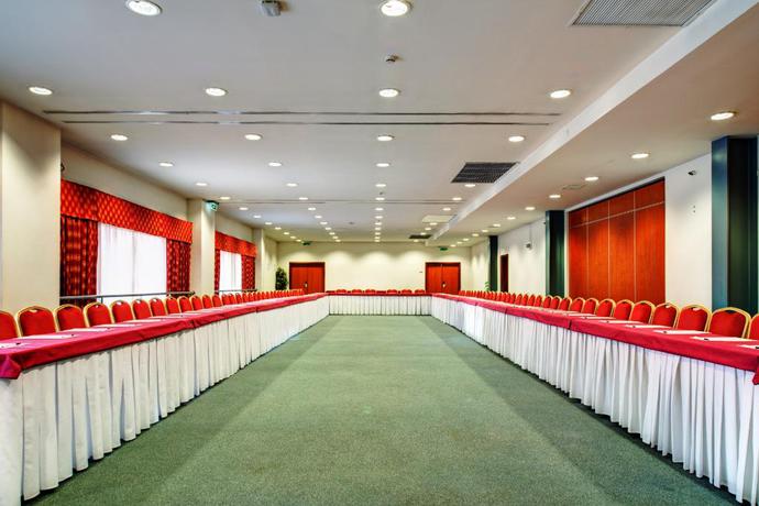 Imagen de los interiores del Hotel Vip Executive Zurique. Foto 12