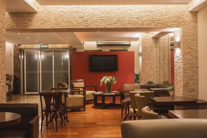 Imagen de los interiores del Hotel Vip, Ja&uacute;. Foto 20