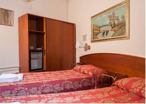 Imagen de la habitación del Hotel Vip, Piacenza. Foto 5