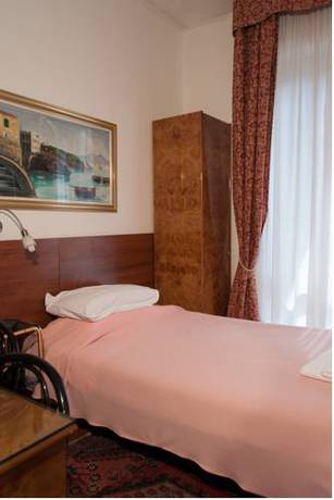 Imagen de la habitación del Hotel Vip, Piacenza. Foto 9