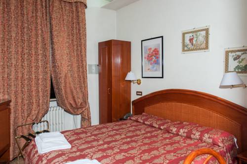 Imagen de la habitación del Hotel Vip, Piacenza. Foto 14