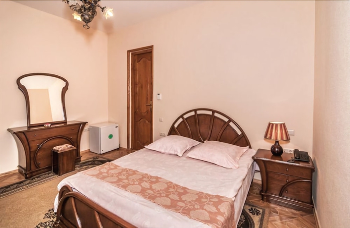 Imagen de la habitación del Hotel Vip, Tbilisi. Foto 10